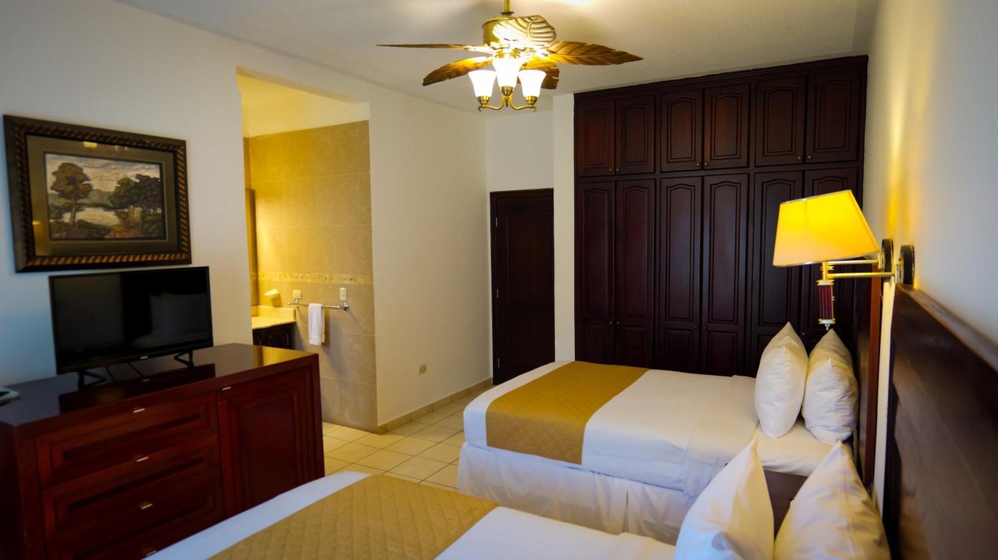 La Ensenada Beach Resort Тела Екстер'єр фото