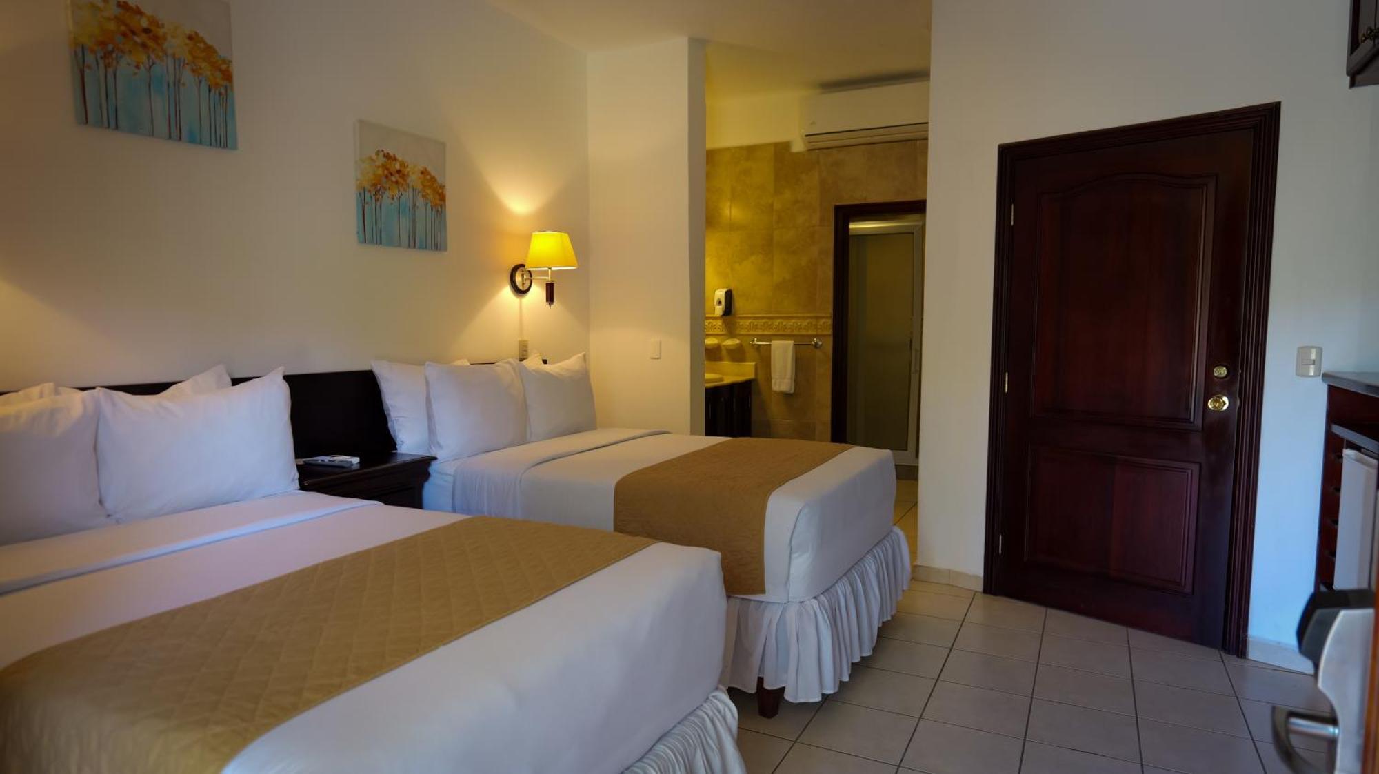 La Ensenada Beach Resort Тела Екстер'єр фото